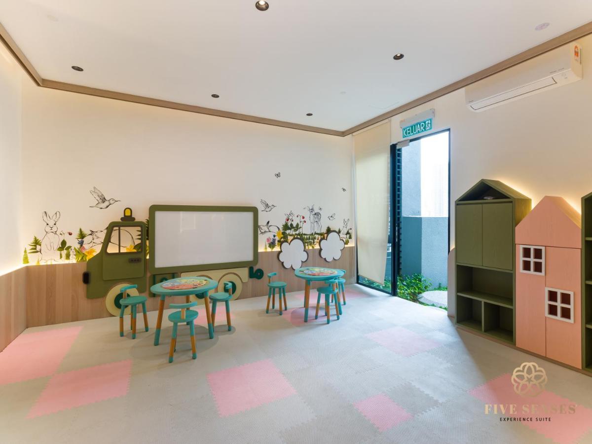 Aparthotel Scarletz Kuala Lumpur, Five Senses 4*